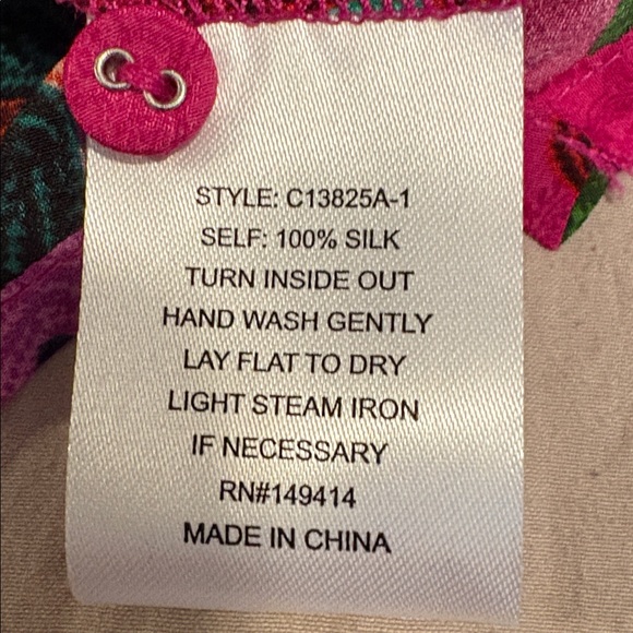 Johnny Was Martijn Shirt Fuschia and green-Size Medium